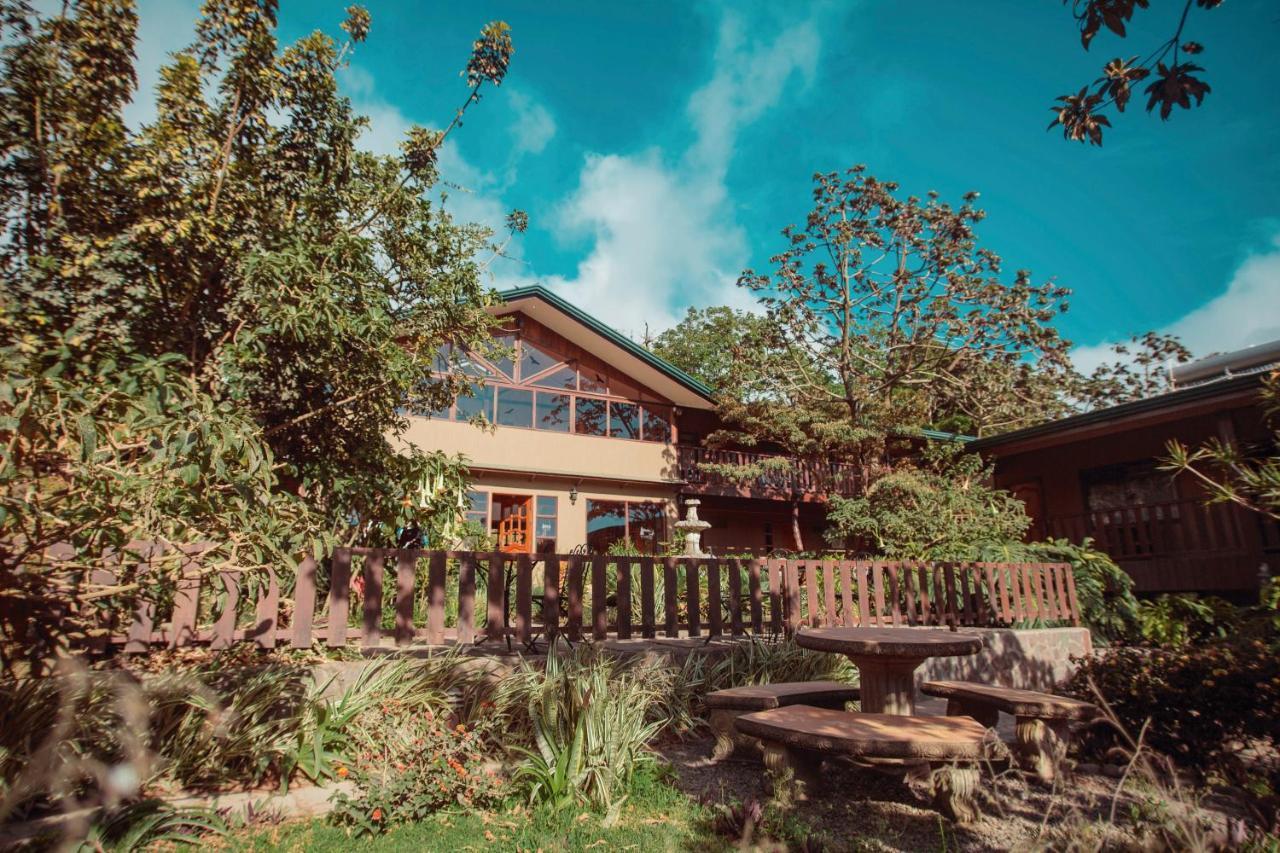 Country - Costa Rica